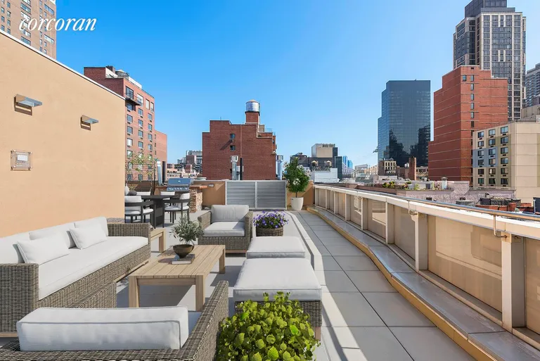 New York City Real Estate | View 337 East 62nd Street, 5A | Roof Deck | View 10