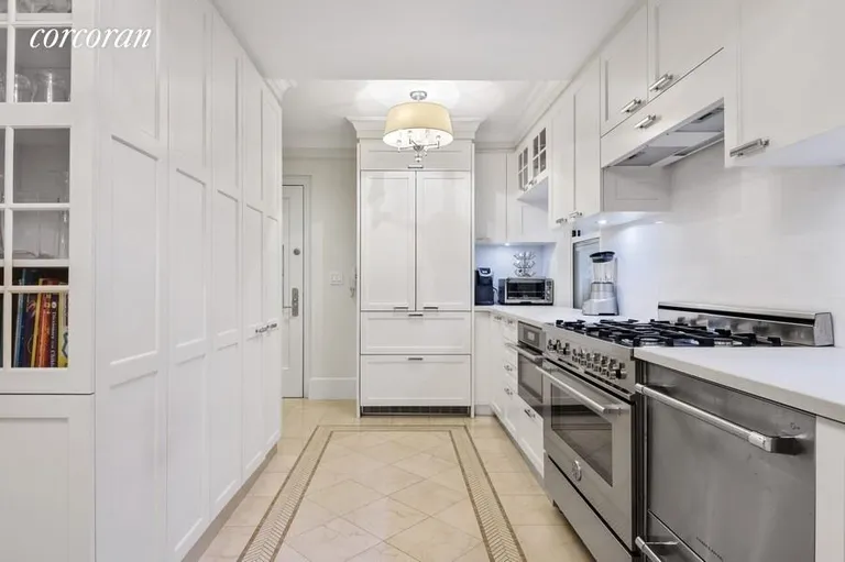 New York City Real Estate | View 167 East 82Nd Street, 4B | room 2 | View 3