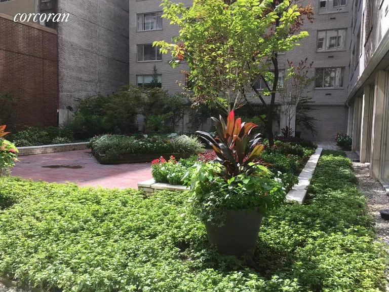 New York City Real Estate | View 200 East 57th Street, 3D | Outside Garden | View 14