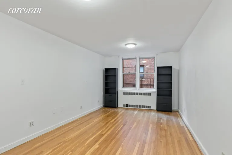 New York City Real Estate | View 305 West 52Nd Street, 1K | room 1 | View 2