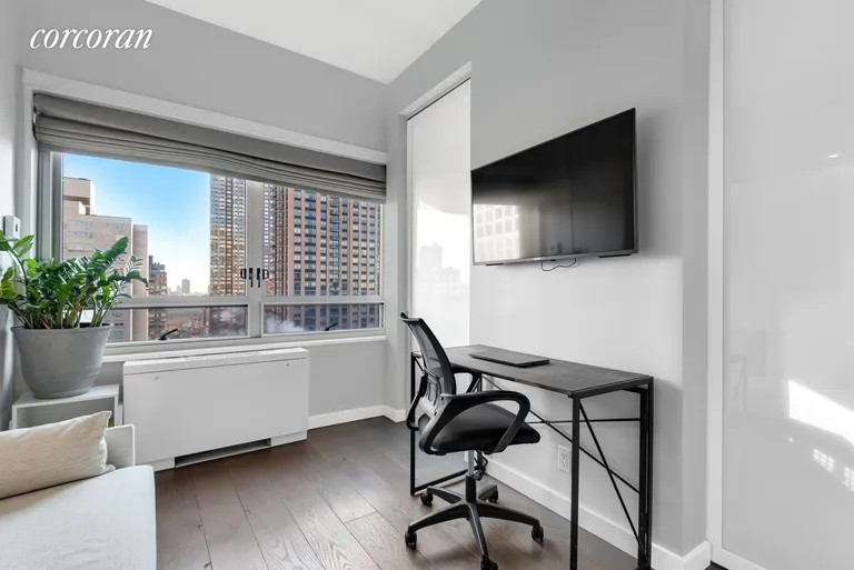 New York City Real Estate | View 170 West End Avenue, 30B | Bedroom | View 6