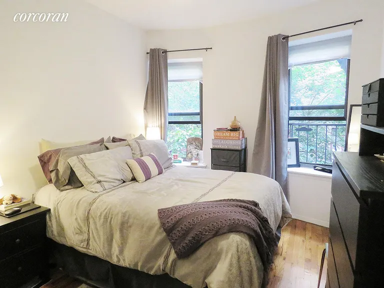 New York City Real Estate | View 160 East 91st Street, 3P | Bedroom | View 4
