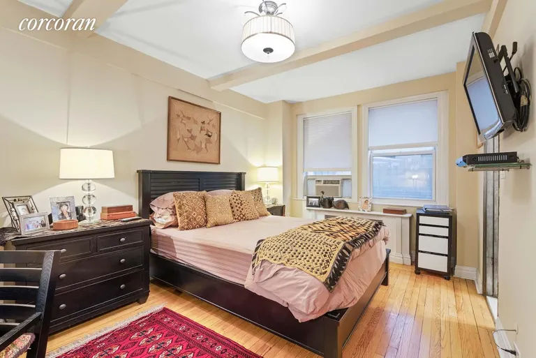 New York City Real Estate | View 321 East 43rd Street, 114 | room 5 | View 6