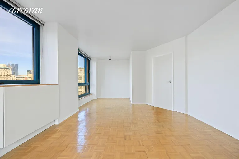 New York City Real Estate | View 1 Irving Place, U12B | Living Room | View 4