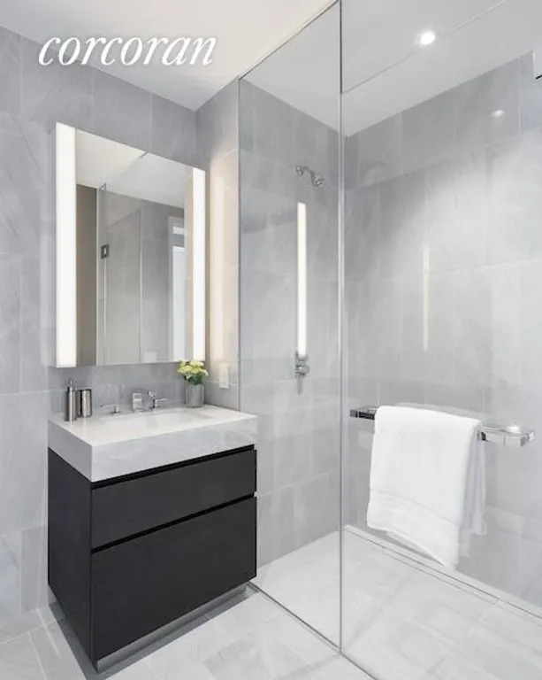 New York City Real Estate | View 15 Hudson Yards, 80B | Full Bathroom | View 11
