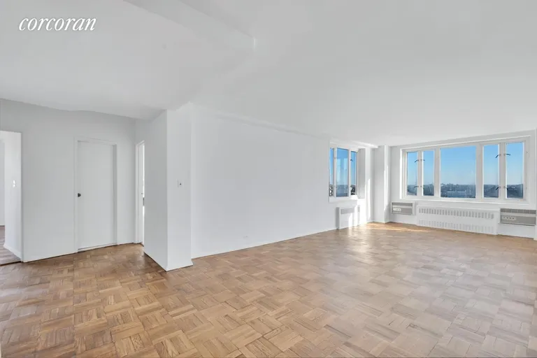 New York City Real Estate | View 1 Gracie Terrace, 20A | Living Room / Dining Foyer | View 2