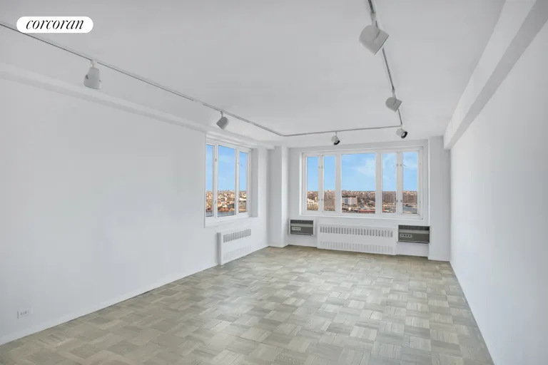 New York City Real Estate | View 1 Gracie Terrace, 20A | Living Room | View 5