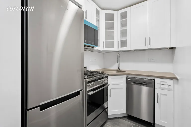 New York City Real Estate | View 520 East 81st Street, 7K | 1 Bath | View 1