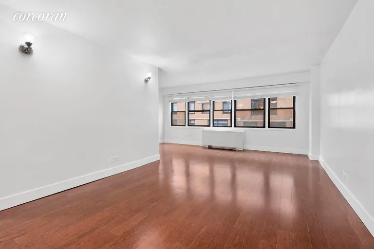New York City Real Estate | View 520 East 81st Street, 7K | room 1 | View 2