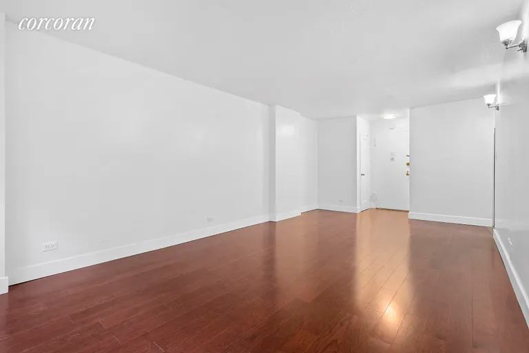 New York City Real Estate | View 520 East 81st Street, 7K | room 3 | View 4