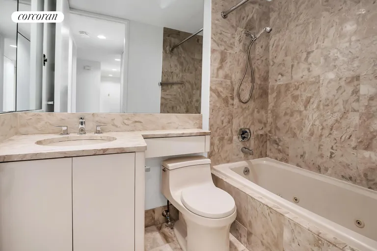 New York City Real Estate | View 100 United Nations Plaza, 24D | Full Bathroom | View 4