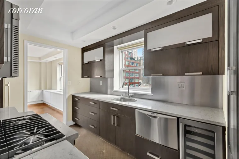 New York City Real Estate | View 130 East 63rd Street, 9C | Kitchen | View 5