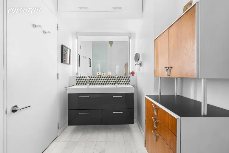 New York City Real Estate | View 8 West 13th Street, 2RW | Primary Bathroom | View 9