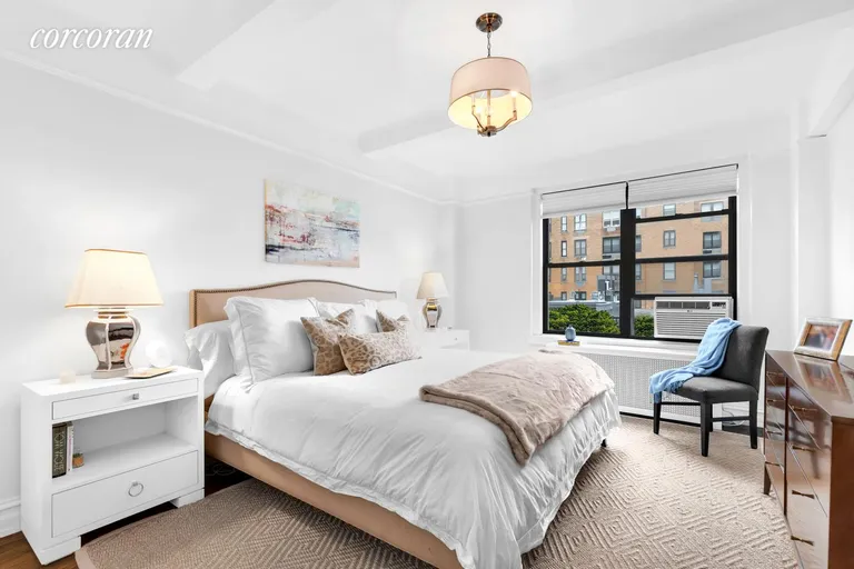 New York City Real Estate | View 108 East 91st Street, 6B | room 2 | View 3