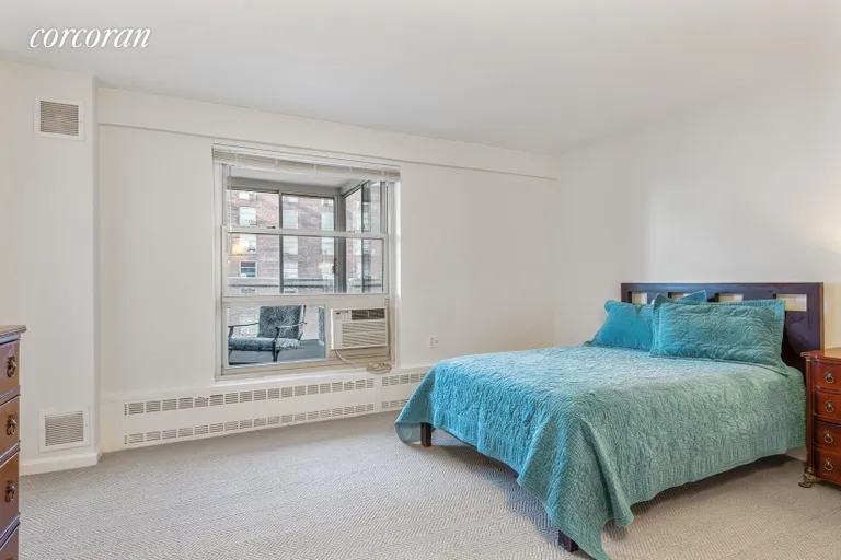 New York City Real Estate | View 80 LaSalle Street, 19A | room 3 | View 4