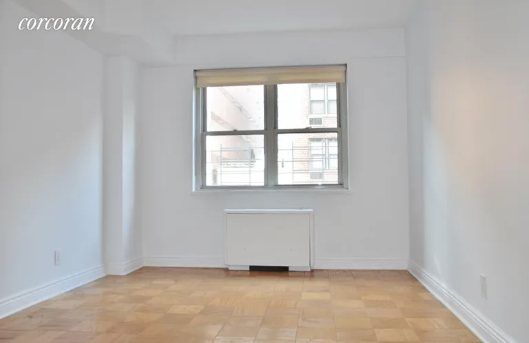 New York City Real Estate | View 211 East 53rd Street, 12A | room 4 | View 5