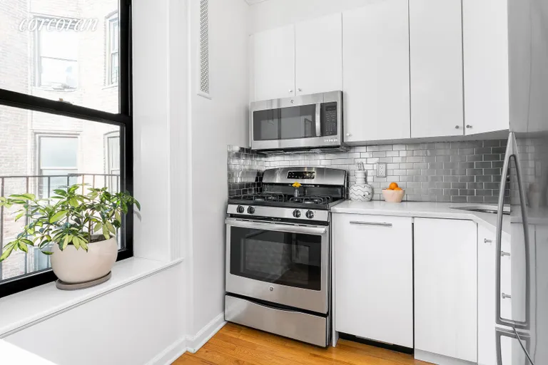 New York City Real Estate | View 382 Prospect Place, 18 | Eat-In Kitchen | View 6