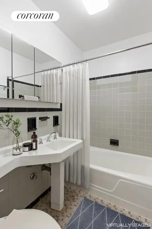 New York City Real Estate | View 120 East 90th Street, 2F | Bathroom | View 5