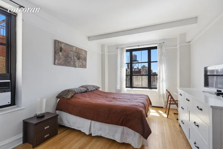 New York City Real Estate | View 235 East 22Nd Street, 16G | room 5 | View 6