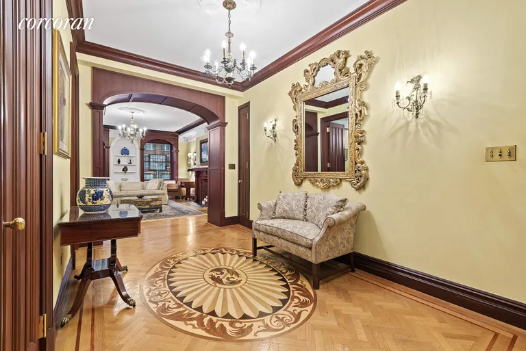 New York City Real Estate | View 161 West 86th Street, 4B | Entry Foyer facing Living Rm | View 2