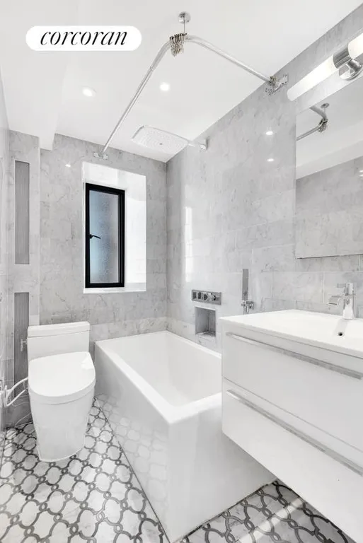 New York City Real Estate | View 166 East 96th Street, 16A | Primary Bath | View 5