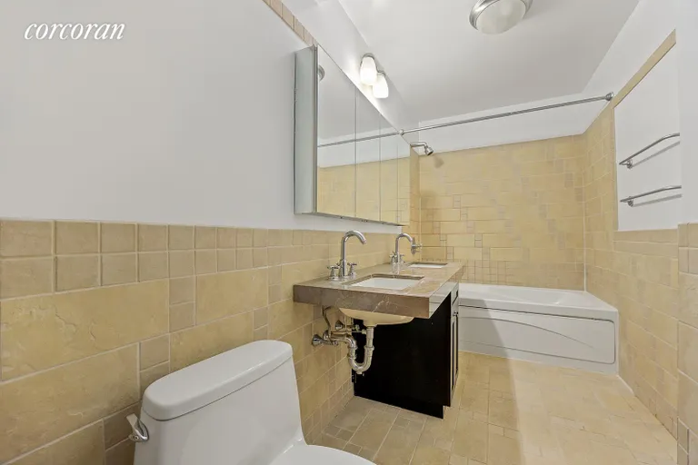New York City Real Estate | View 145 Park Place, 1D | Full Bathroom | View 9