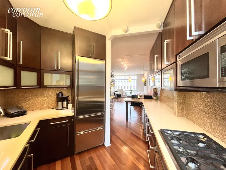 New York City Real Estate | View 303 East 43rd Street, 11C | Kitchen | View 7