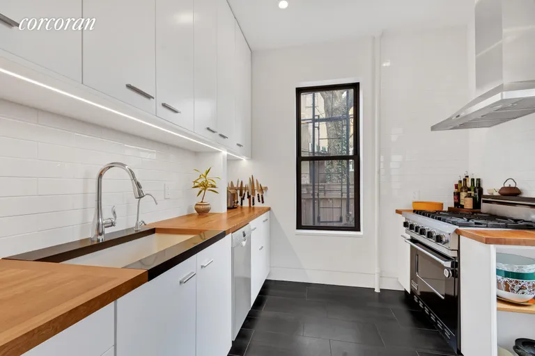 New York City Real Estate | View 509 2Nd Street, 1R | room 7 | View 8