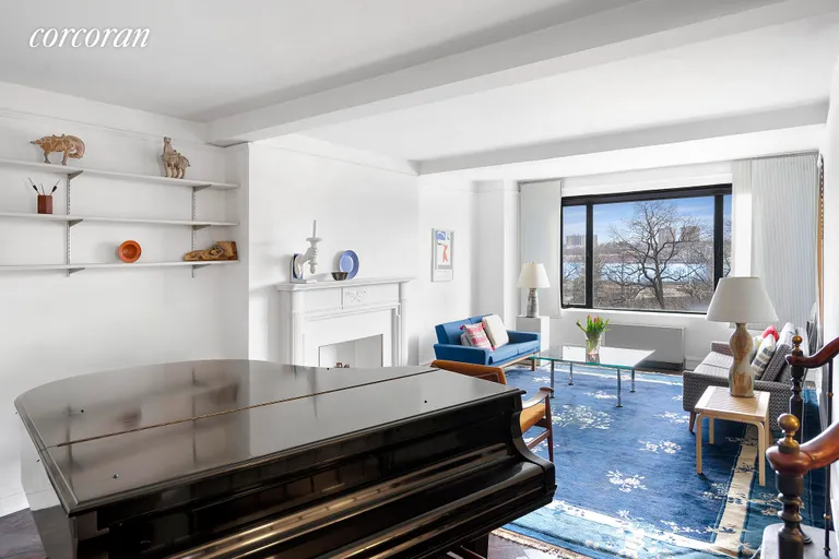 New York City Real Estate | View 5 Riverside Drive, 5C | Living Dining Room | View 2