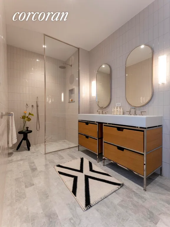 New York City Real Estate | View 11 Hoyt Street, 30D | Full Bathroom | View 8