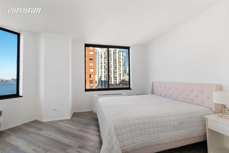 New York City Real Estate | View 380 Rector Place, 17B | room 1 | View 2