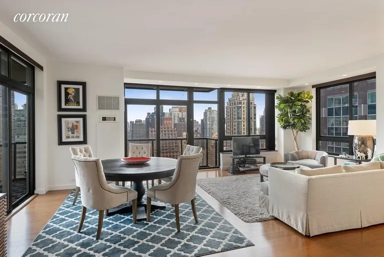 New York City Real Estate | View 100 United Nations Plaza, 29E | 1 Bed, 1 Bath | View 1