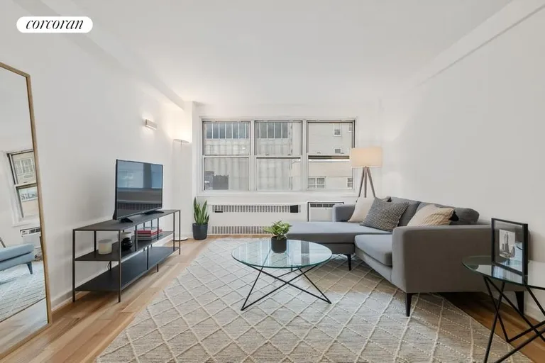 New York City Real Estate | View 141 East 55th Street, 10C | room 1 | View 2