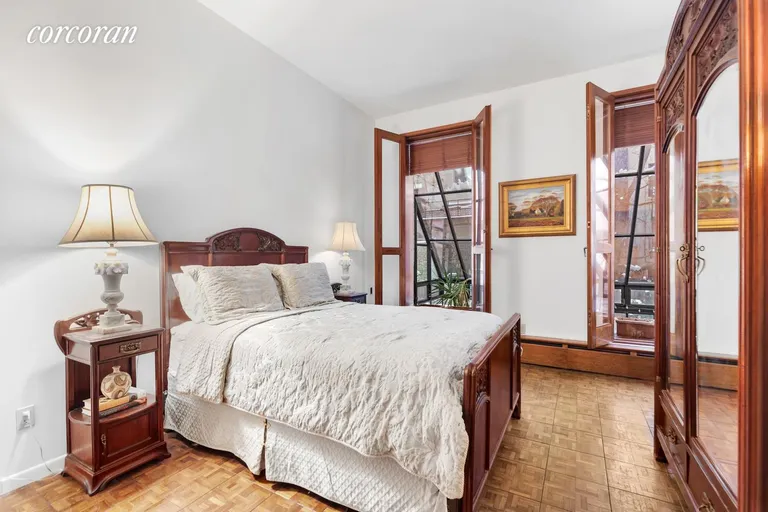New York City Real Estate | View 136 East 30th Street | room 3 | View 4