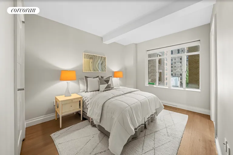 New York City Real Estate | View 737 Park Avenue, 7A | room 13 | View 14