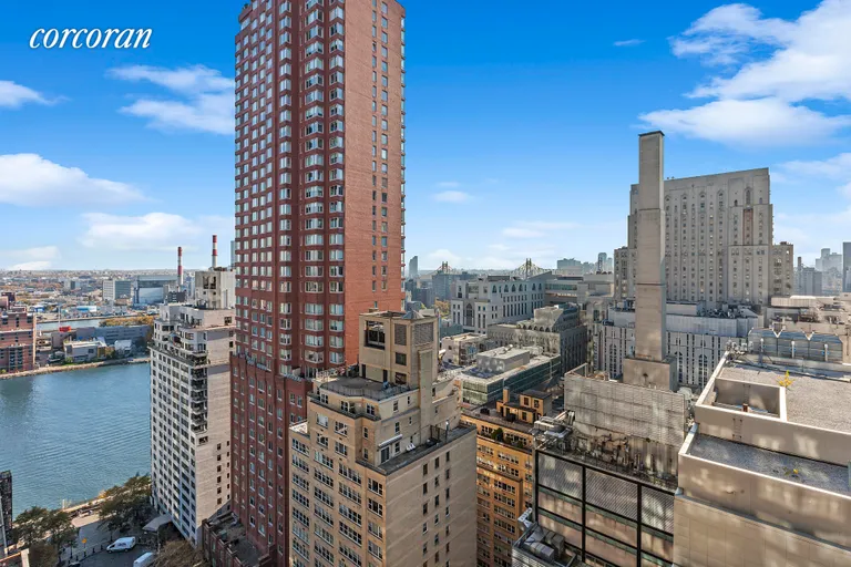 New York City Real Estate | View 515 East 72nd Street, 25F | room 6 | View 7