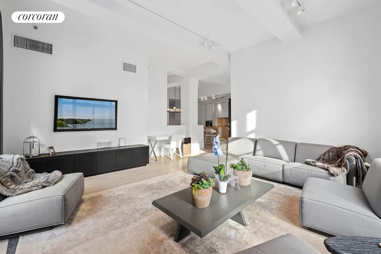 New York City Real Estate | View 404 Park Avenue South, 6C | Living Room | View 2