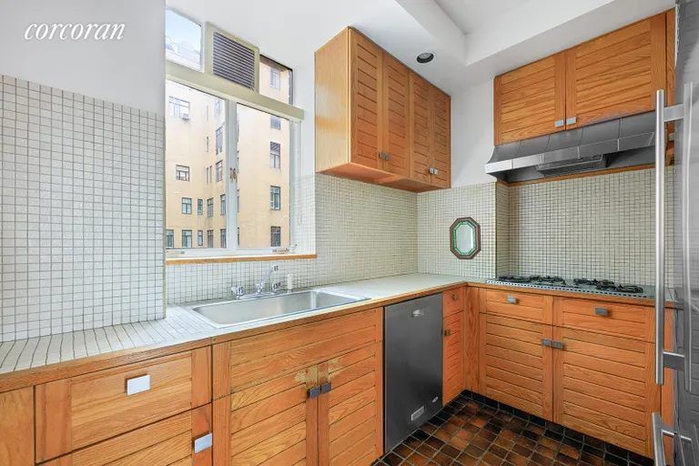 New York City Real Estate | View 211 Central Park West, 17H | Kitchen | View 6