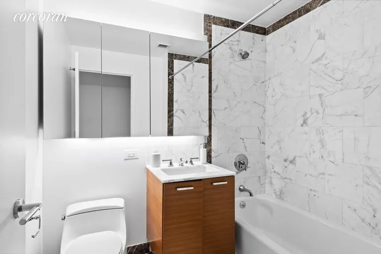 New York City Real Estate | View 415 Main Street, 1A | Primary Bathroom | View 8