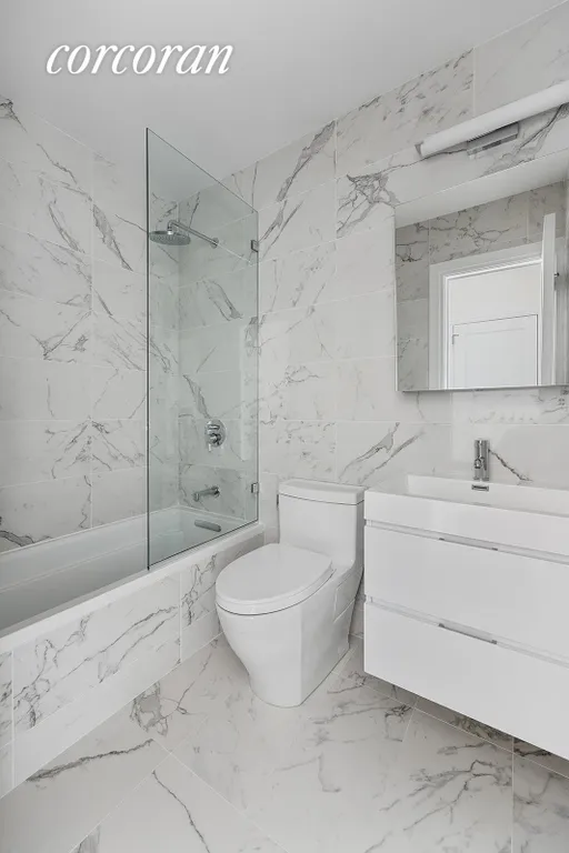 New York City Real Estate | View 160 East 38th Street, 31A | Full Bathroom | View 8