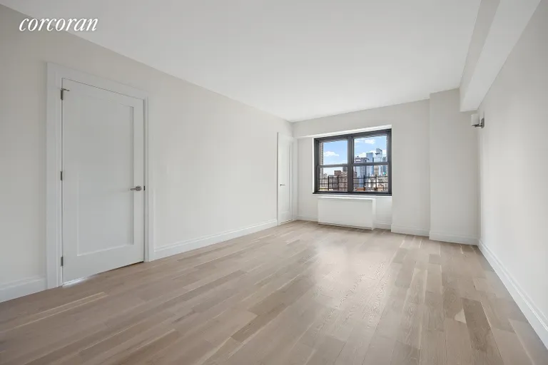 New York City Real Estate | View 160 East 38th Street, 31A | Bedroom | View 5