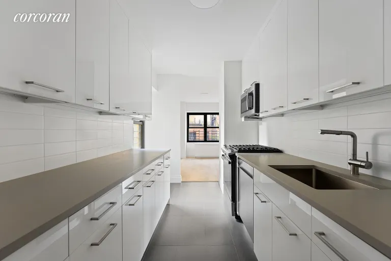 New York City Real Estate | View 160 East 38th Street, 2B | Kitchen | View 4