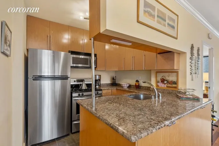 New York City Real Estate | View 343 East 74th Street, 17B | Kitchen | View 4
