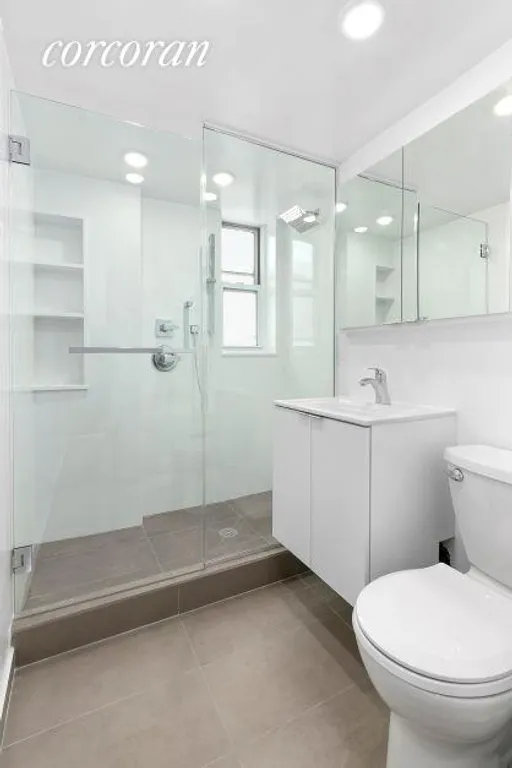 New York City Real Estate | View 301 East 66th Street, 12D | Full Bathroom | View 4