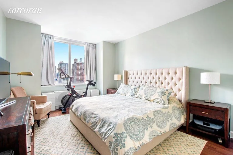 New York City Real Estate | View 120 Riverside Boulevard, PH1C | room 4 | View 5