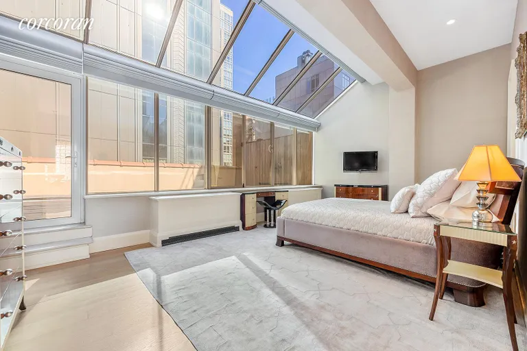 New York City Real Estate | View 31 East 28th Street, PHW | Primary Bedroom | View 6