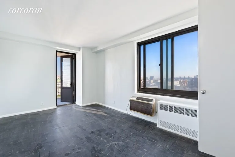 New York City Real Estate | View 185 Hall Street, 1215 | room 2 | View 3