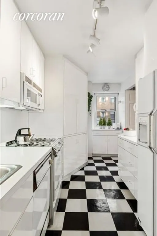 New York City Real Estate | View 205 East 63rd Street, 2CD | Windowed Kitchen | View 9