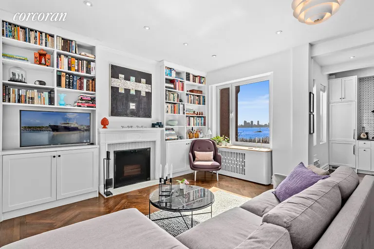 New York City Real Estate | View 455 East 51st Street, 4D | Other Listing Photo | View 2
