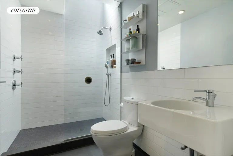 New York City Real Estate | View 598 Bergen Street, 2 | Full Bathroom | View 8